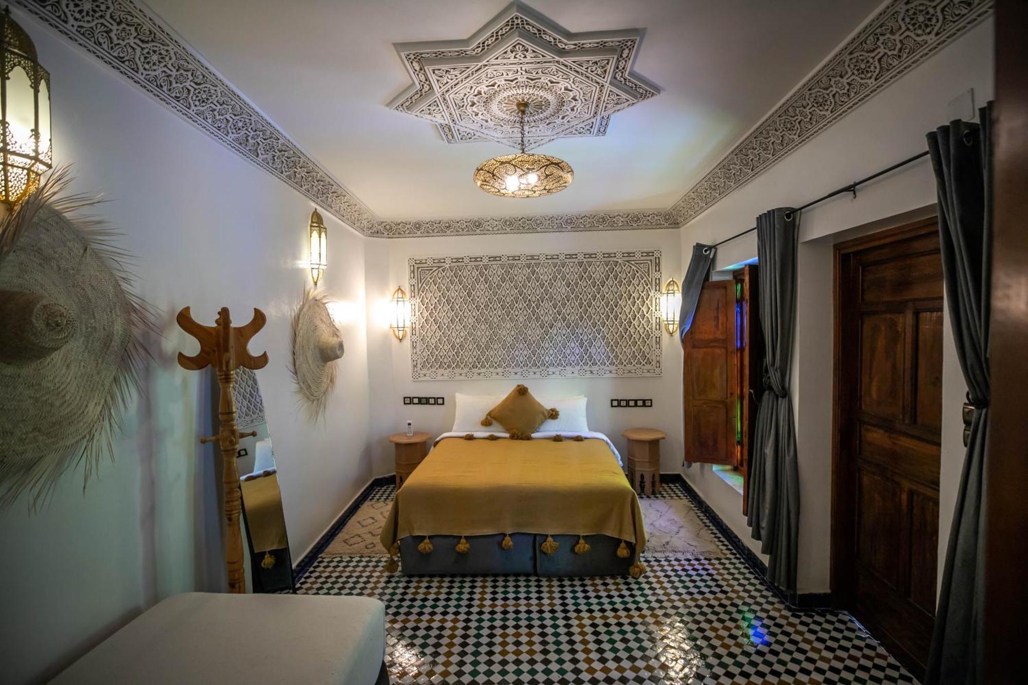 Dar Borj Hotel Fez Bagian luar foto